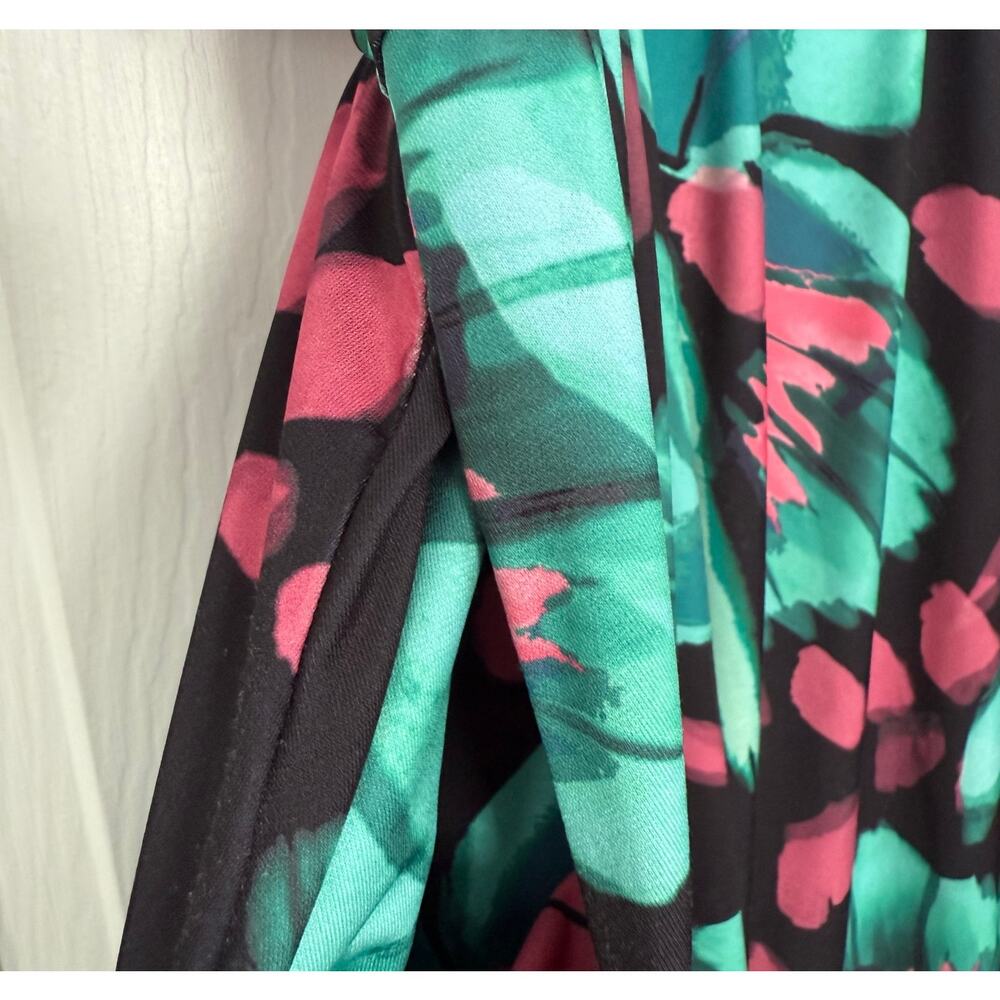 Torrid Women's Butterfly Print V-Neck With Side Pockets Dress Size 3 - Picture 11 of 16